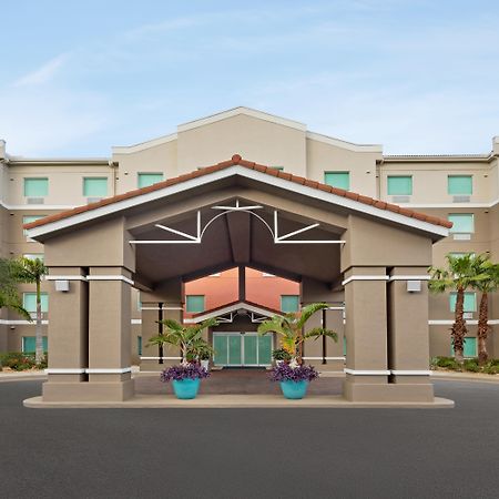 Holiday Inn Express & Suites Pembroke Pines-Sheridan St By Ihg Экстерьер фото