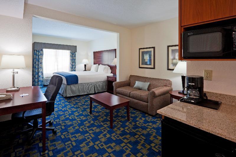 Holiday Inn Express & Suites Pembroke Pines-Sheridan St By Ihg Экстерьер фото